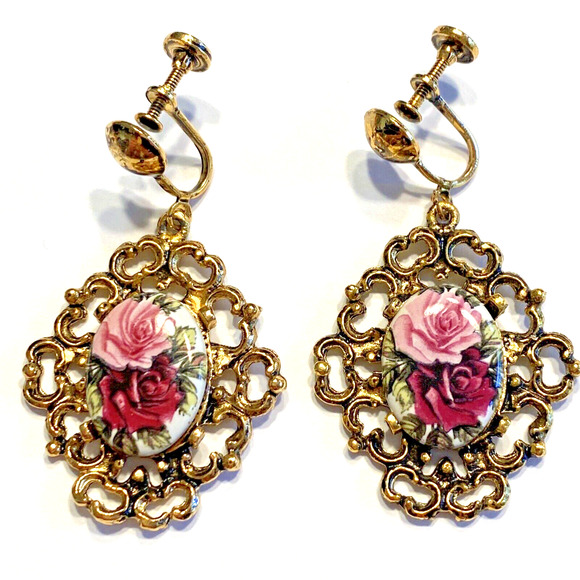 Vintage Screwback Earrings Ornate Goldtone Dangle Painted Porcelain Rose Centers - Picture 2 of 7